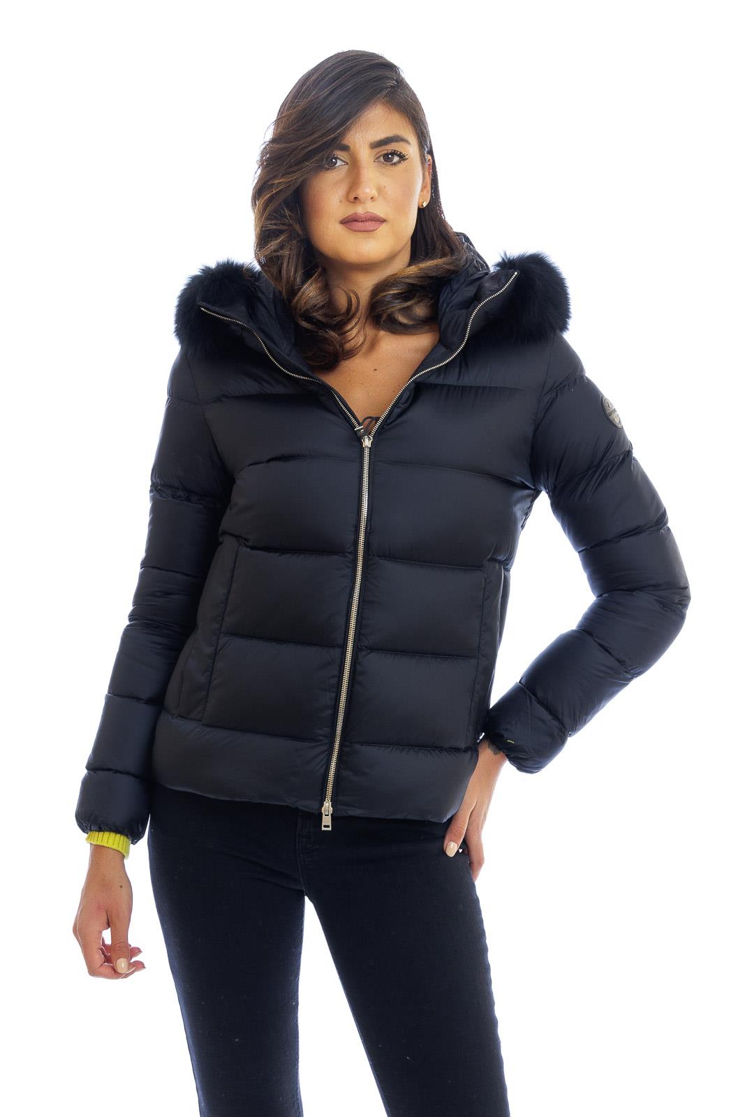 Piumino Con Cappuccio Donna Museum MLW22033