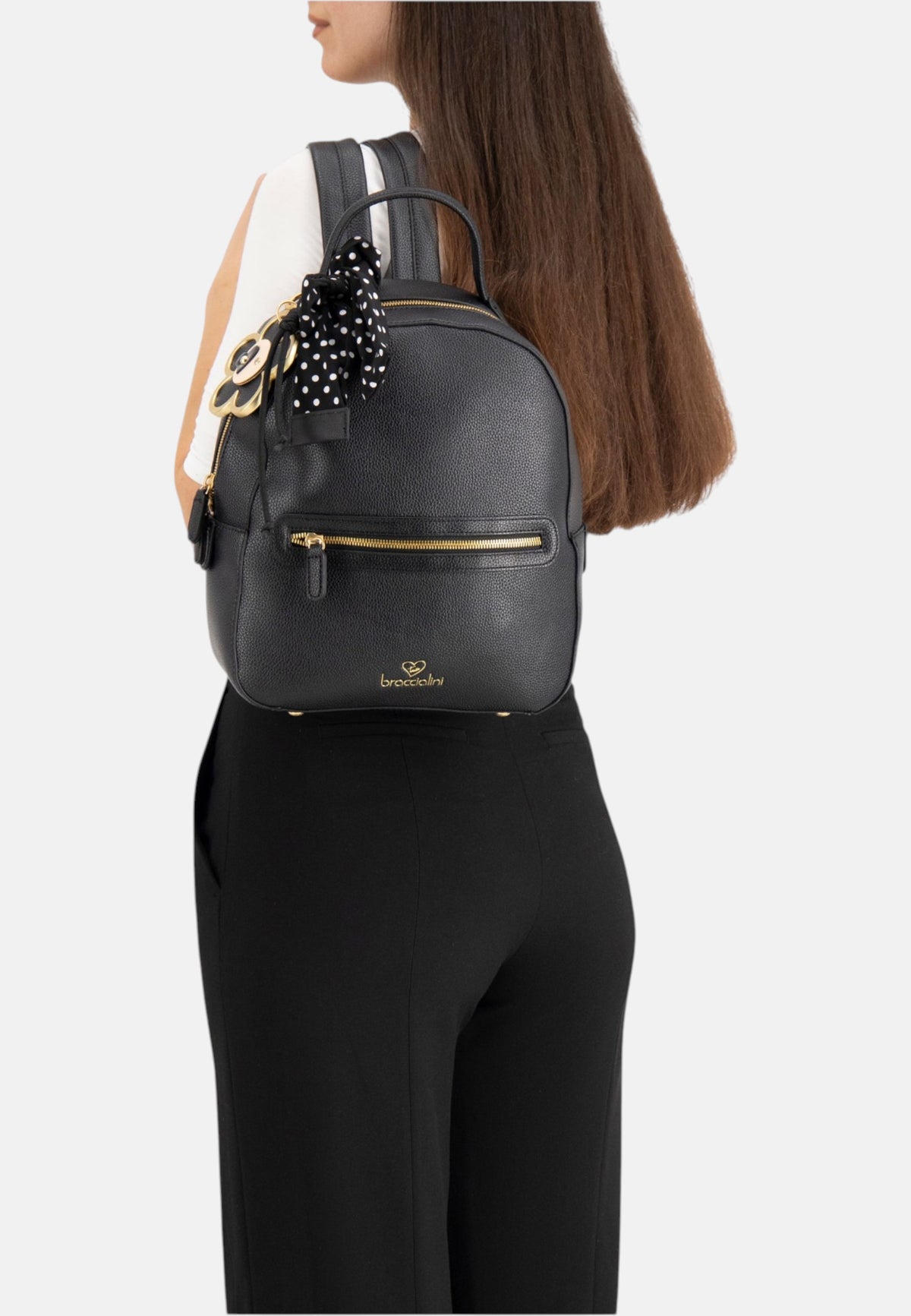 Zaino  Donna Braccialini Zaino compatto, Singolo con tracolle regolabili, Chiusura con zip, Due tasche interne, una con zip e una aperta, Charm removibile con margherita e fiocco a pois, Dimensioni: 27 x 11 x 31 Cm Beth B19223YY