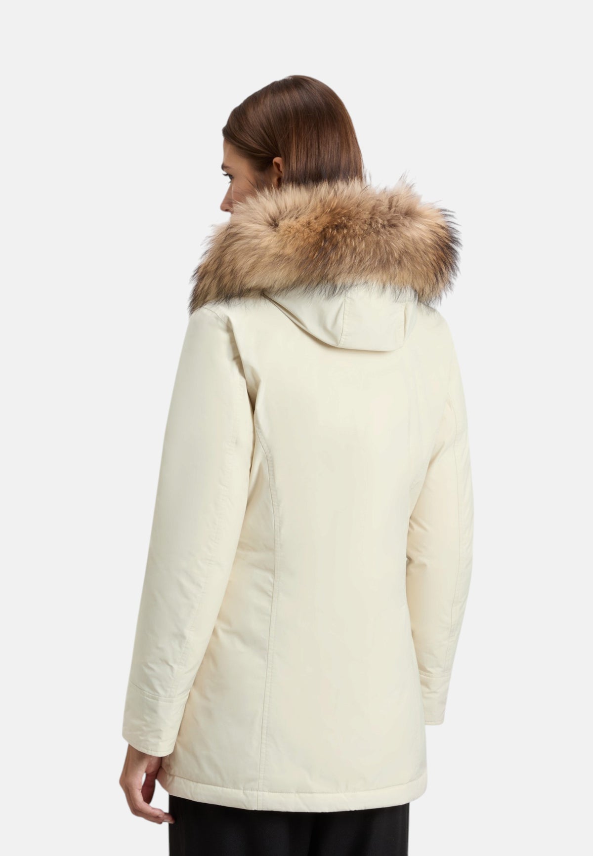 Parka Invernale Donna Woolrich Regular Fit, Imbottito In Piuma, Tessuto Urban Touch, Idrorepellente, Resistente Al Vento, Cappuccio Con Pelliccia Removibile, Lunghezza Al Ginocchio, Tasche Con Patta Luxury Arctic Raccoon CFWWOU0652FBUT3128