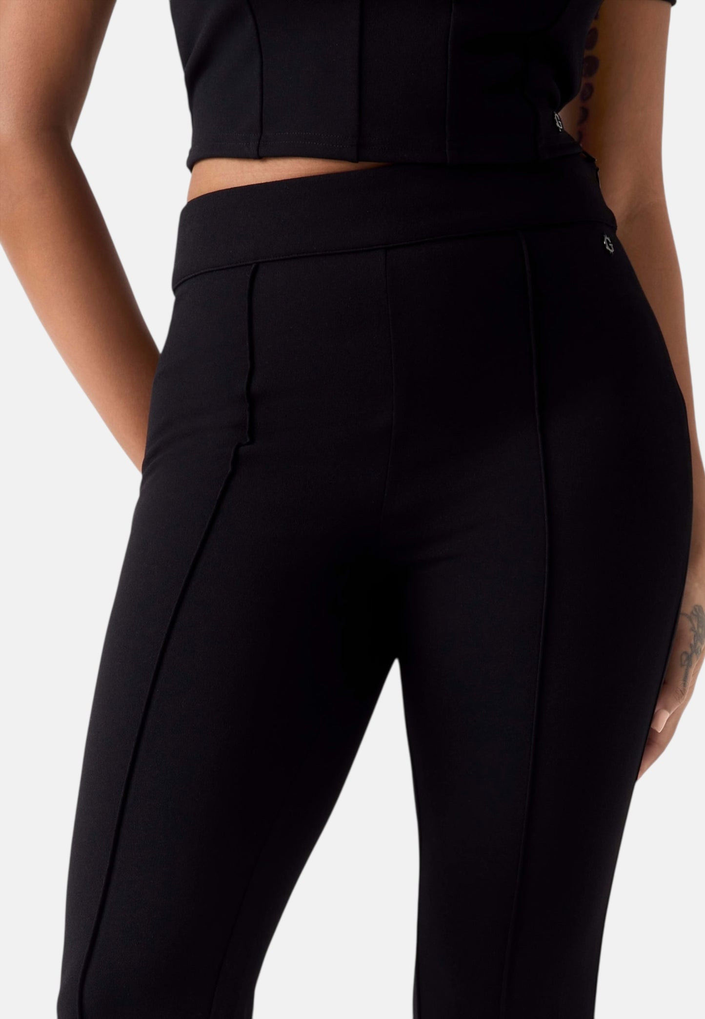 Pantaloni Flare Fit Donna Guess  New Flared Evelina W4YB01KCBO2