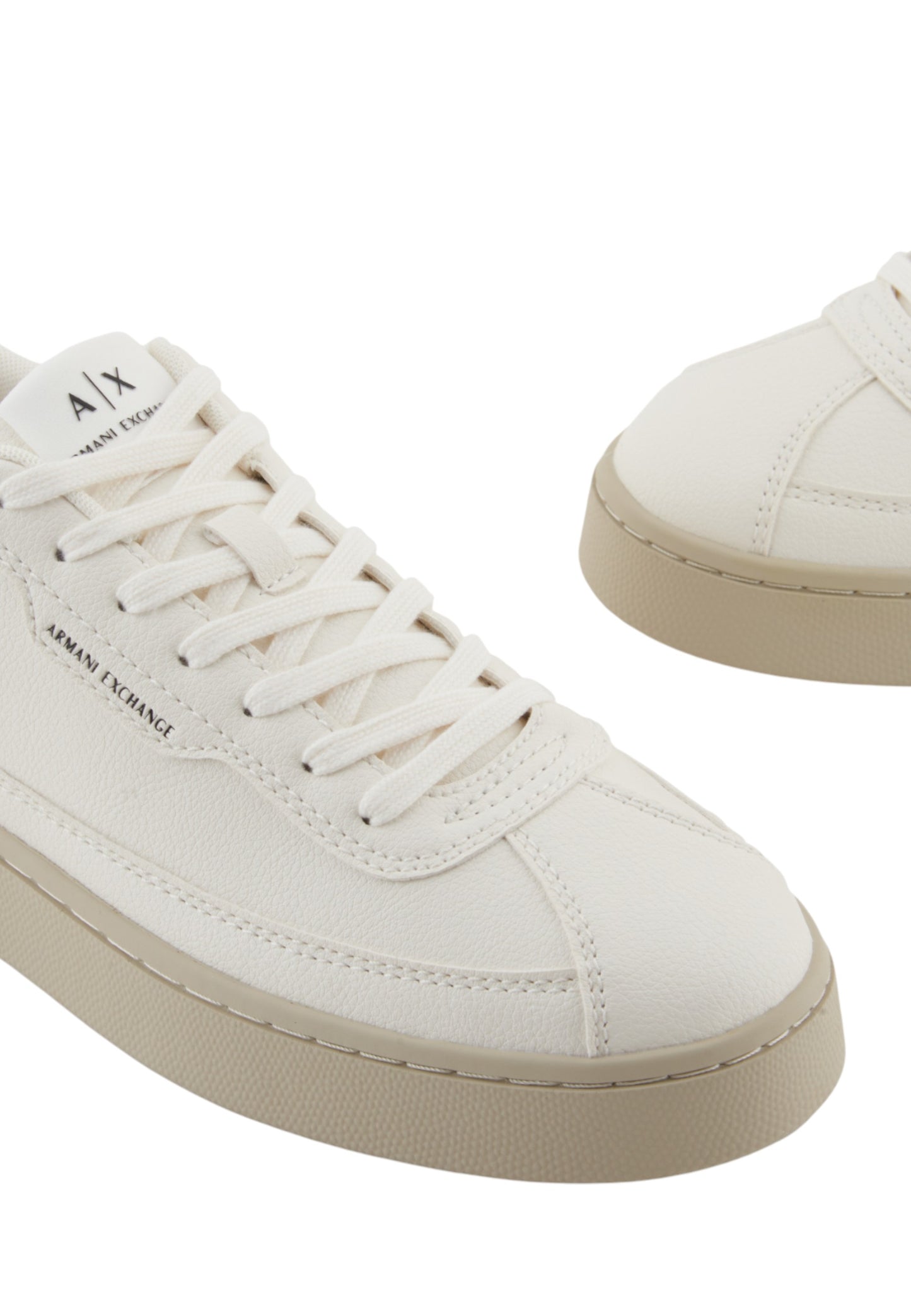 Sneakers Basse Uomo Armani Exchange Con Suola A Contrasto  XM001689AF17351