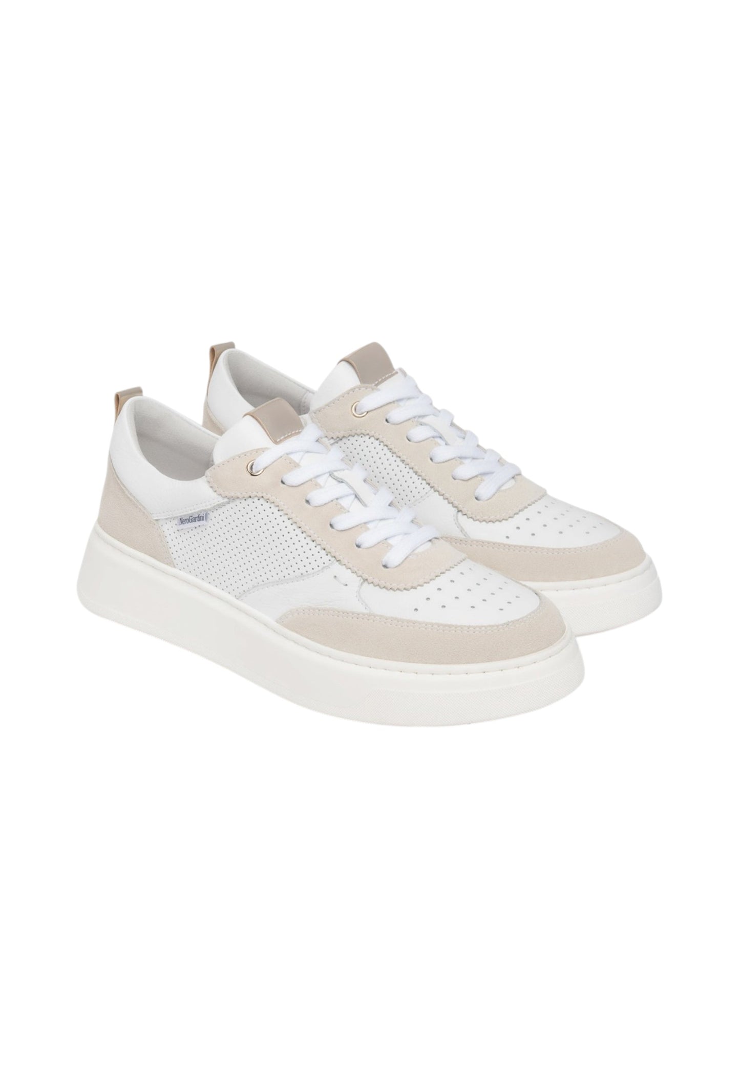 Sneakers Basse Donna Nero Giardini In Pelle Con Inserti Laterali Traforati  E615275D