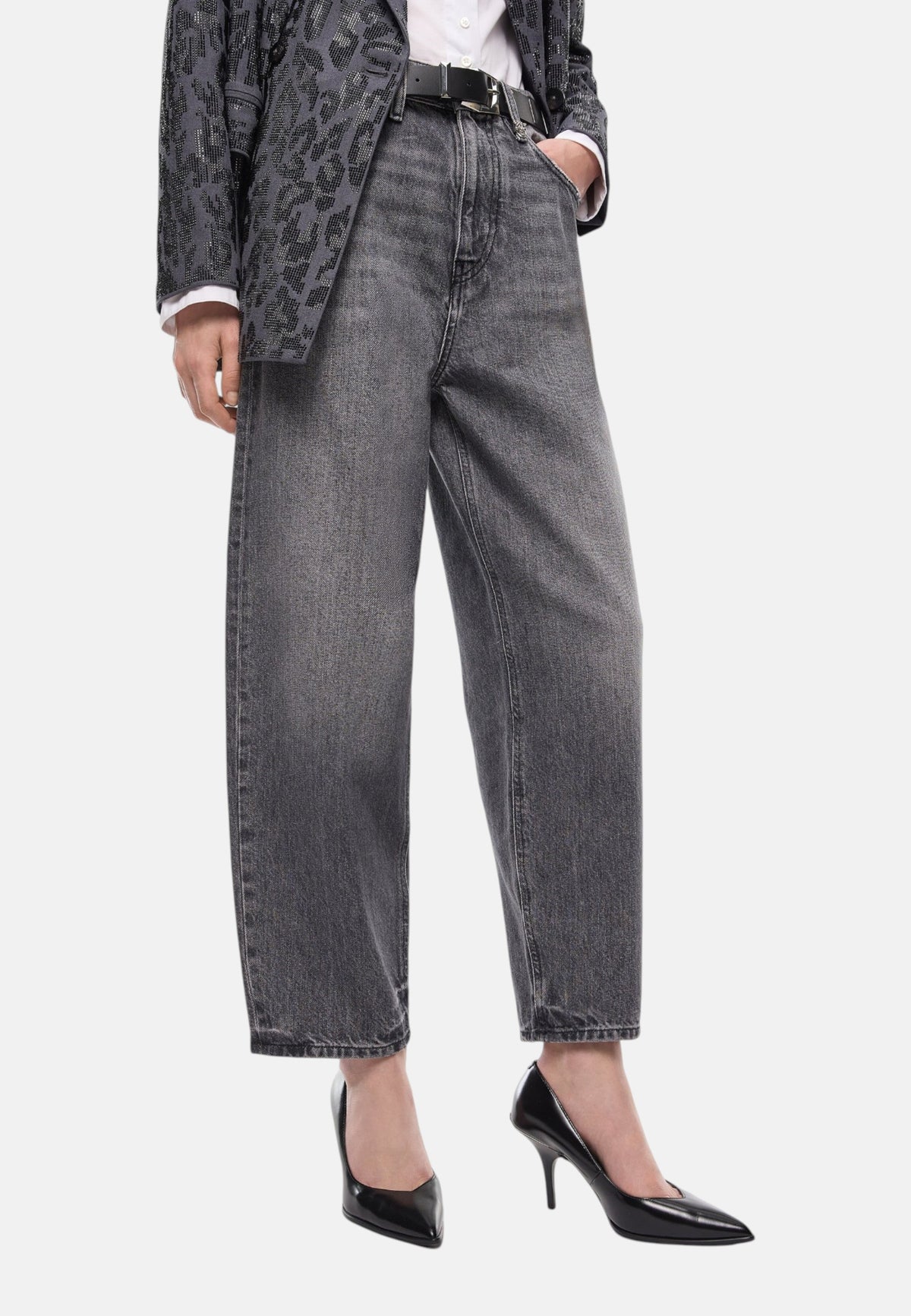 Jeans Barrel Fit Donna Pinko Vestibilit� balloon, gamba arrotondata e pi� stretta al fondo, vita regular con passanti, denim in cotone e lyocell, ricamo Love Birds sulla tasca posteriore Estelle 103857A2RY