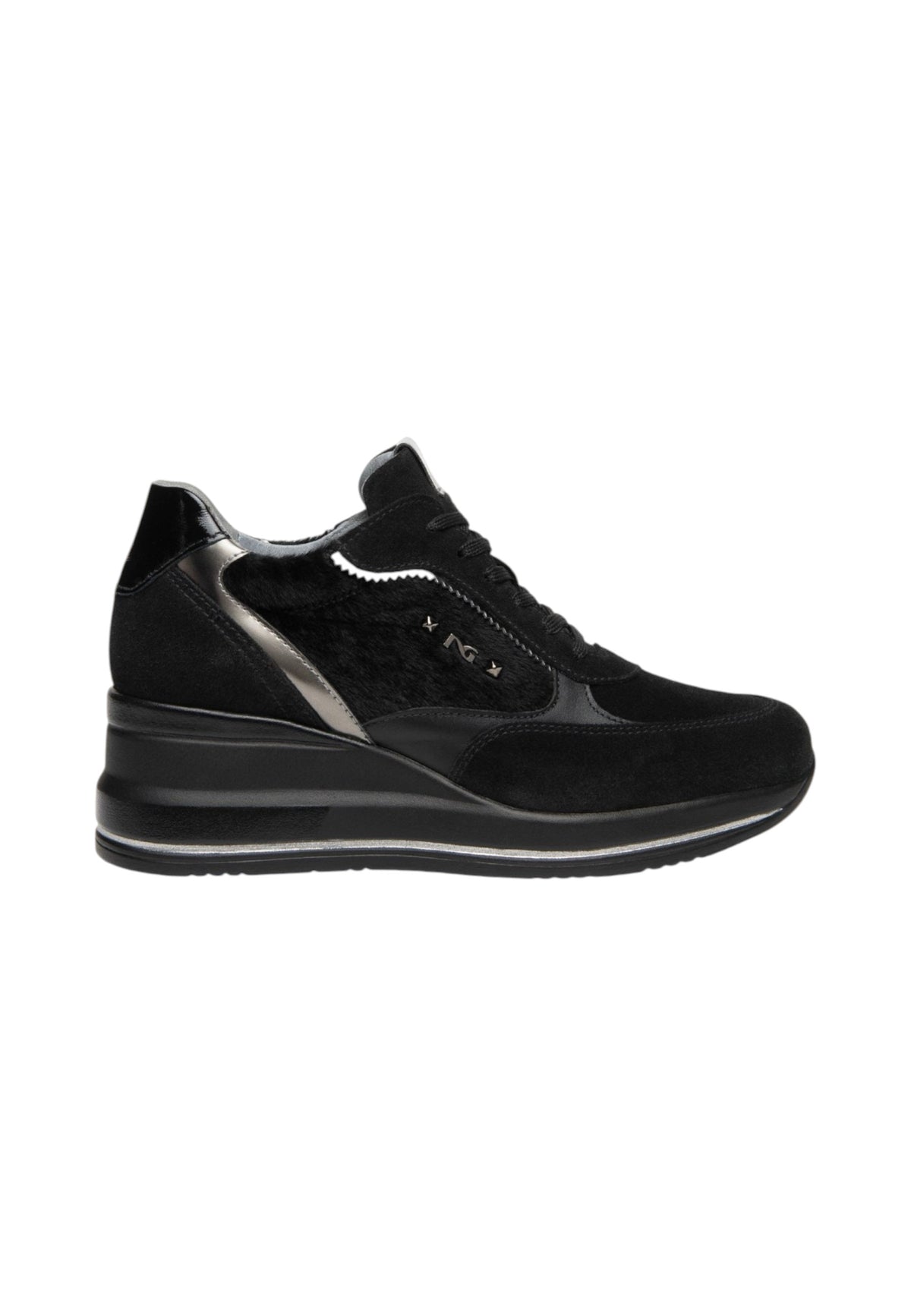 Sneakers Basse Donna Nero Giardini Tomaia in pelle e tessuto, chiusura con lacci, pannelli sovrapposti, fondo rialzato, Made in Italy  I617391D