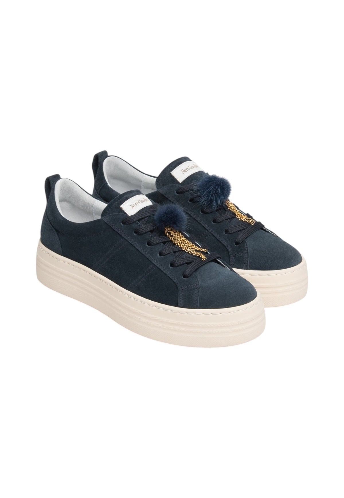 Sneakers Basse Donna Nero Giardini Tomaia in pelle scamosciata, chiusura con lacci, pompon decorativo, suola platform oversize, Made in Italy  I617441D