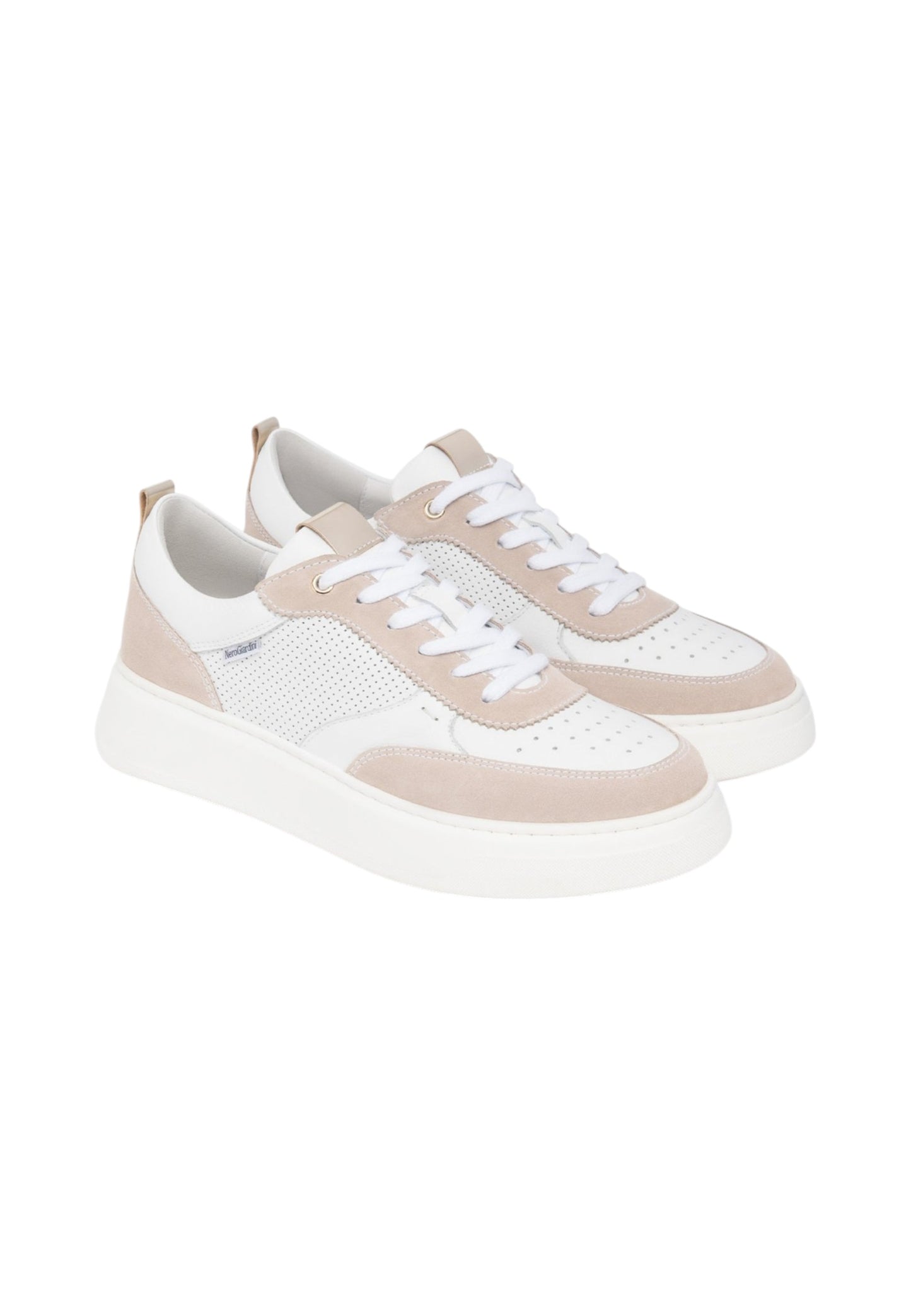 Sneakers Basse Donna Nero Giardini In Pelle Con Inserti Laterali Traforati  E615275D