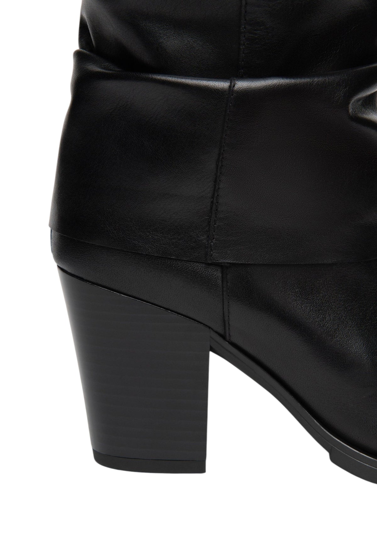 Stivali Con Tacco Donna Nero Giardini Tomaia in pelle, gambale morbido arricciato, punta affusolata, tacco largo, dettaglio logo, Made in Italy  I617146D