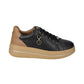 Sneakers Basse Donna Valleverde chiusura con lacci, piccoli motivi impressi sulla tomaia, ciondolo con logo, inserti a contrasto, sottopiede in pelle  35494L