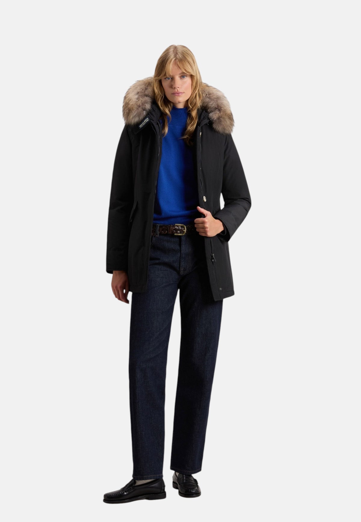 Parka Invernale Donna Woolrich Regular Fit, Imbottito In Piuma, Tessuto Idrorepellente, Resistente Al Vento, Cappuccio Con Bordo Removibile, Chiusura Con Zip E Bottoni, Tasche Con Patta, Polsini A Coste Arctic Raccoon CFWWOU0538FBUT0001