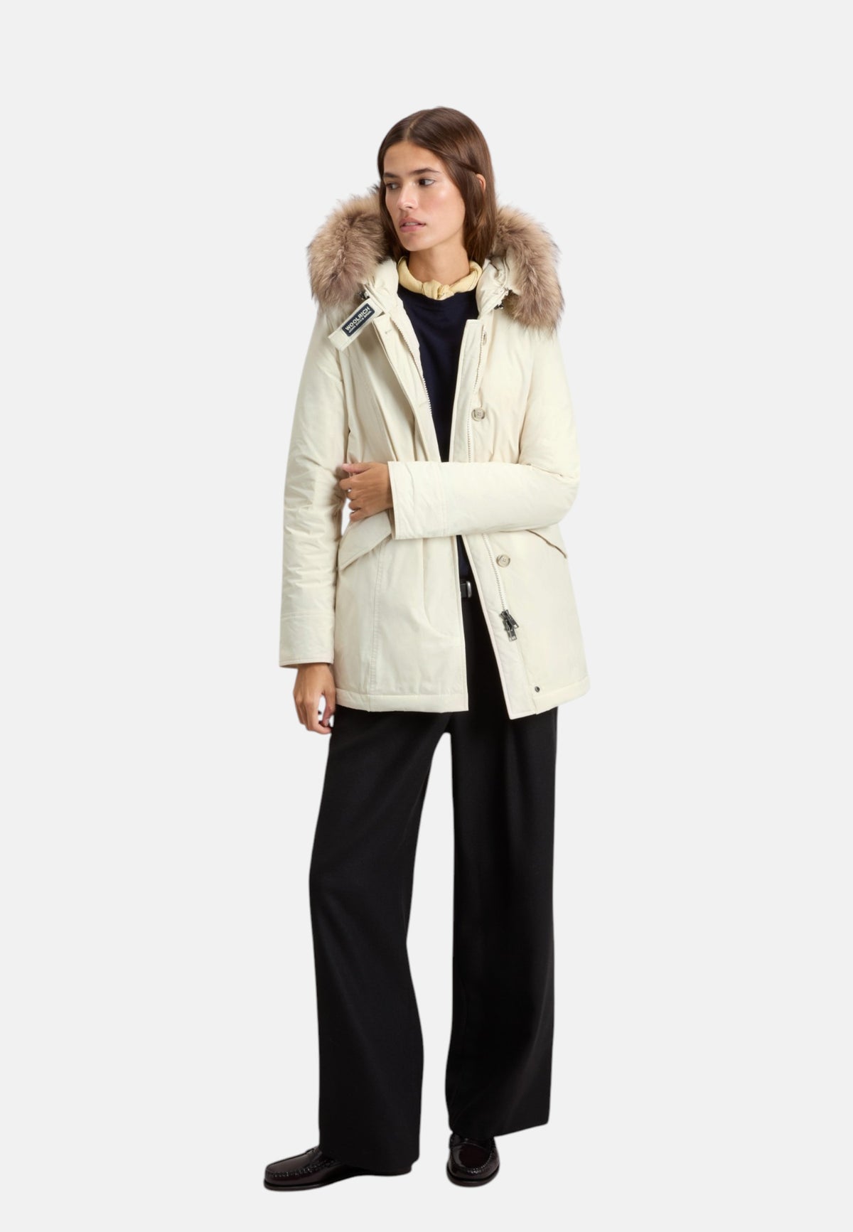 Parka Invernale Donna Woolrich Regular Fit, Imbottito In Piuma, Tessuto Urban Touch, Idrorepellente, Resistente Al Vento, Cappuccio Con Pelliccia Removibile, Lunghezza Al Ginocchio, Tasche Con Patta Luxury Arctic Raccoon CFWWOU0652FBUT3128