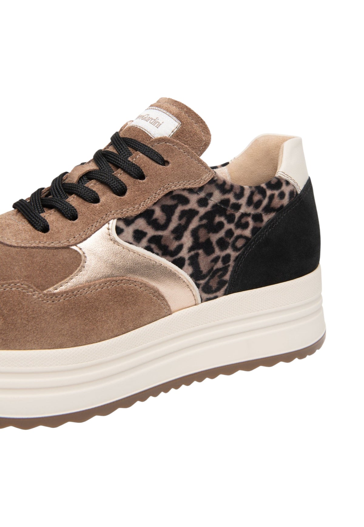Sneakers Basse Donna Nero Giardini Tomaia in pelle scamosciata e tessuto, inserti animalier, chiusura con lacci, suola platform, Made in Italy  I617342D