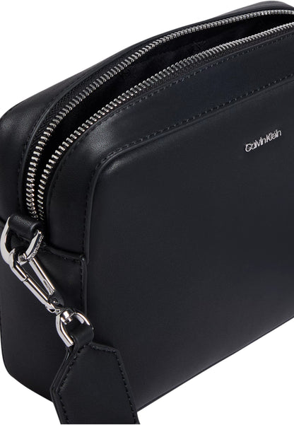 Borsa A Tracolla Donna Calvin klein Small Camera Bag Ck Must