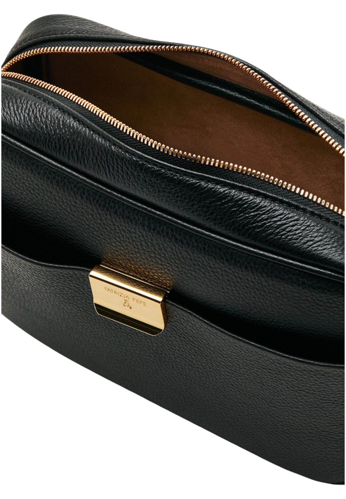 Borsa A Tracolla Donna Patrizia Pepe Camera case, Pelle di vitello martellata, Chiusura superiore con zip, Tasca frontale con chiusura magnetica, Tasca interna aperta, Incisione Fly, Galvanica Dark Gold  8B0241L001