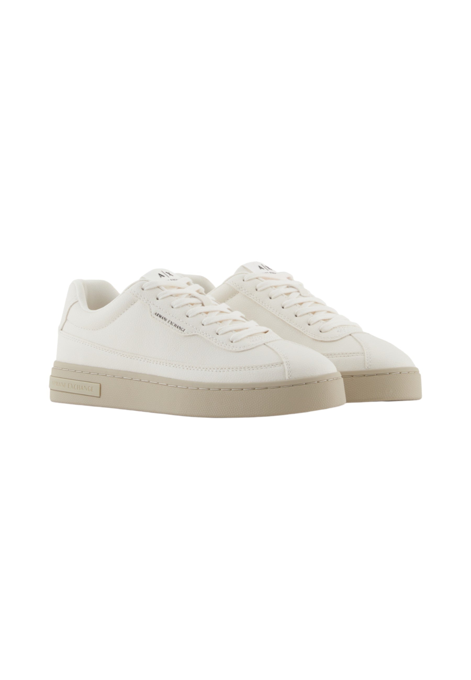 Sneakers Basse Uomo Armani Exchange Con Suola A Contrasto  XM001689AF17351
