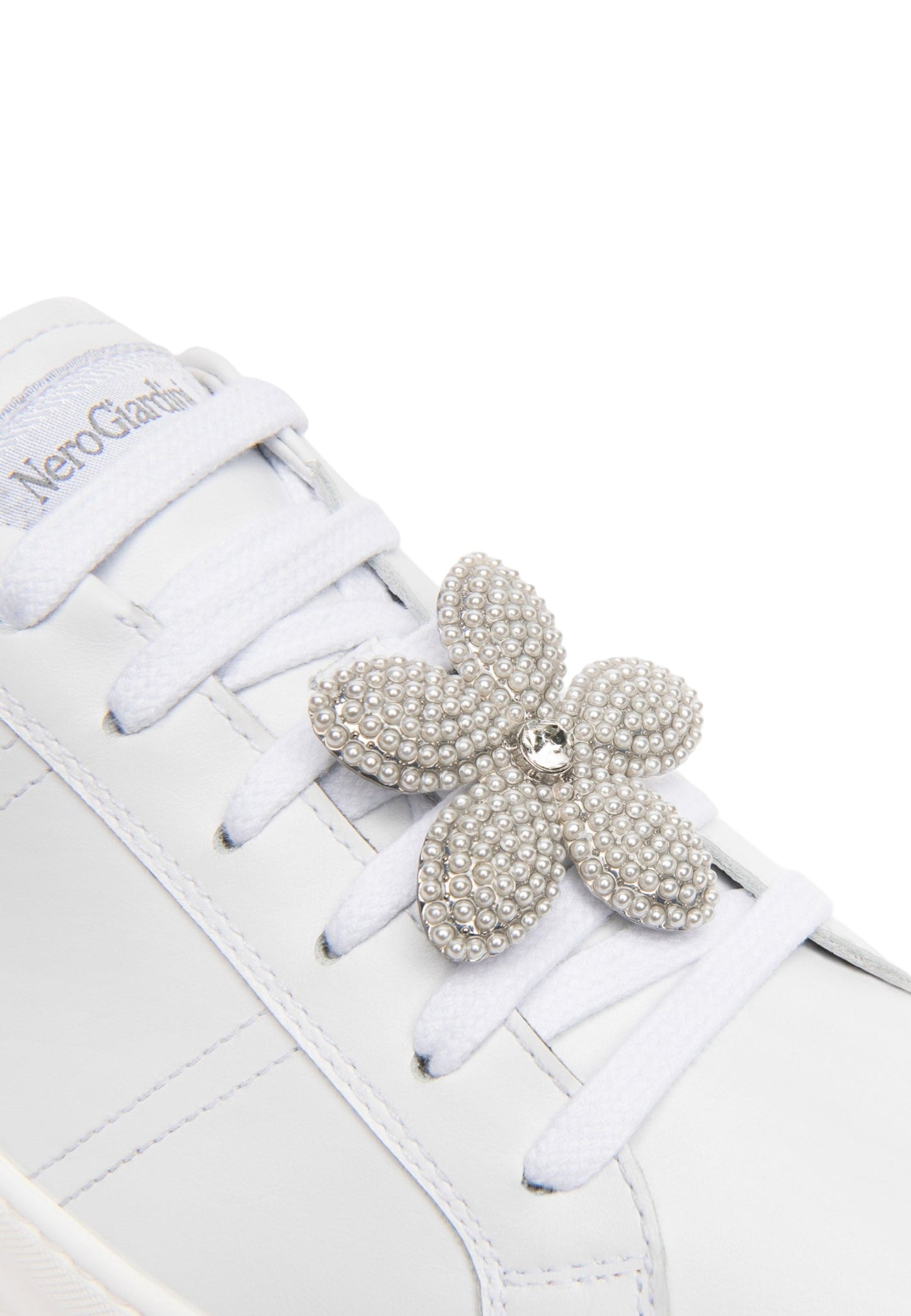 Sneakers Basse Donna Nero Giardini In Pelle Con Applicazione Gioiello Decorativa  E615311D