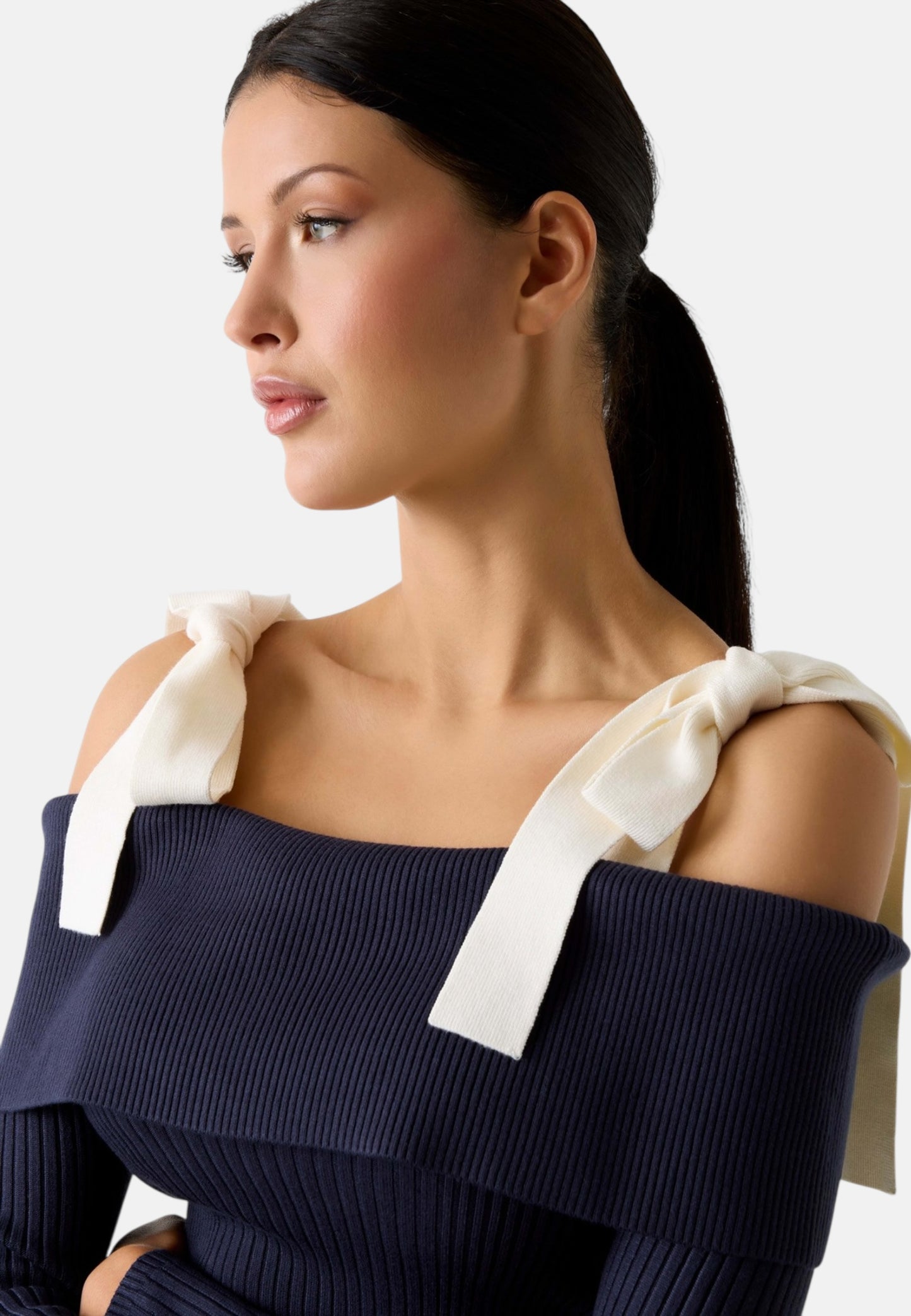 Maglia  Donna Guess  Off Shoulder Rib Terra W6RR13Z2YJ2