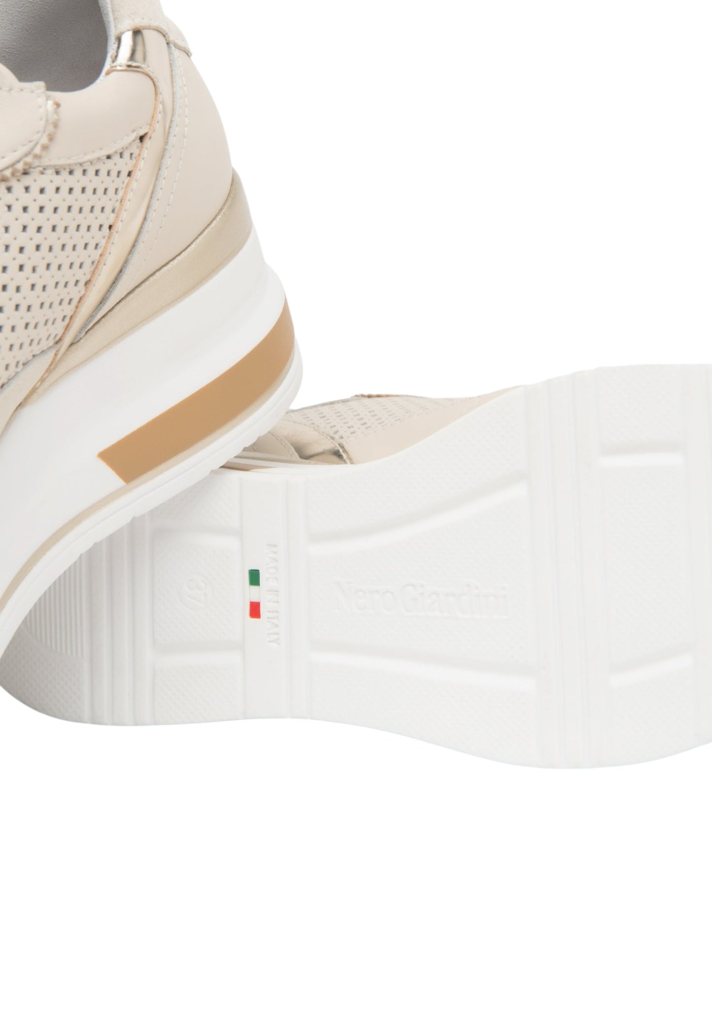 Sneakers Basse Donna Nero Giardini In Pelle Con Inserti Laterali Traforati  E615234D
