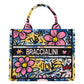 Borsa A Mano Donna Braccialini A Bauletto, Doppio con tracolla removibile e regolabile, Con pochette interna removibile, Stampa graffiti ispirata alla street art, Dimensioni: 26.5 x 13 x 21 Cm Queen B19281TY