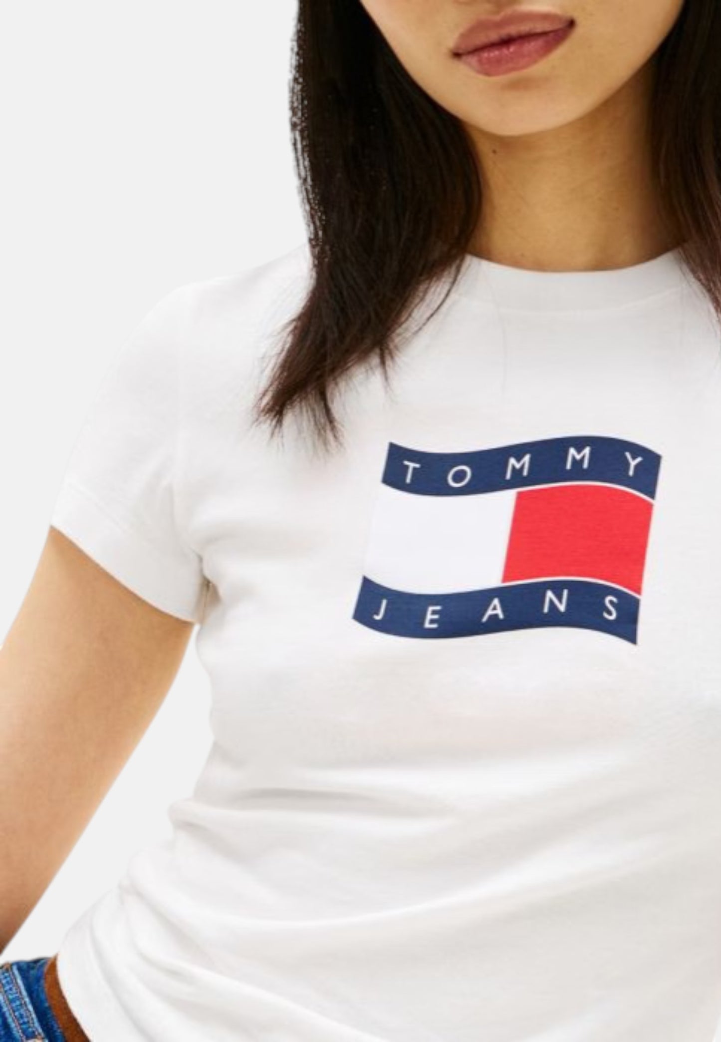 T-Shirt Manica Corta Donna Tommy Jeans  Tjw Slim Wavy Flag DW0DW22781