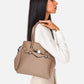 Borsa A Spalla Donna Save My Bag Shopping bag media, Doppi manici, Chiusura con zip, Tracolla a catena, Logo Save My Bag in metallo, Charm a forma di orsetto, Dimensioni: 26 x 14.5 x 23 Cm Miss S62-MISS-M-LYT