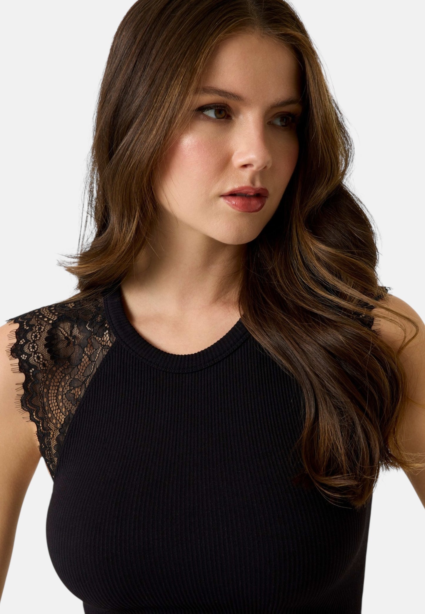 Top  Donna Guess  Millie Seamless Lace W6GZ01Z0606
