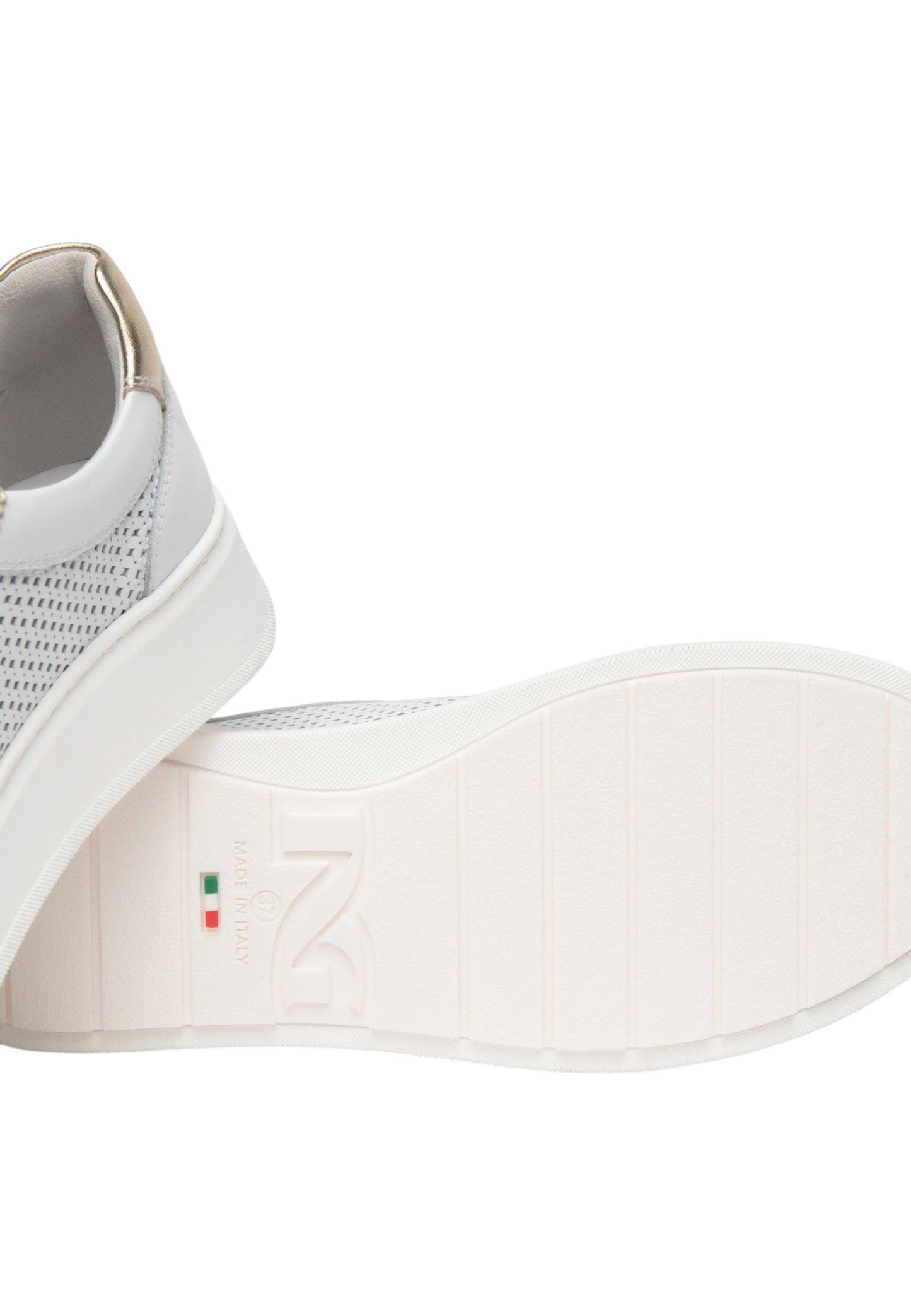 Sneakers Basse Donna Nero Giardini In Pelle Con Inserti Laterali Traforati  E615274D