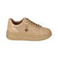 Sneakers Basse Donna Valleverde chiusura con lacci, piccoli motivi impressi sulla tomaia, ciondolo con logo, inserti a contrasto, sottopiede in pelle  35494L