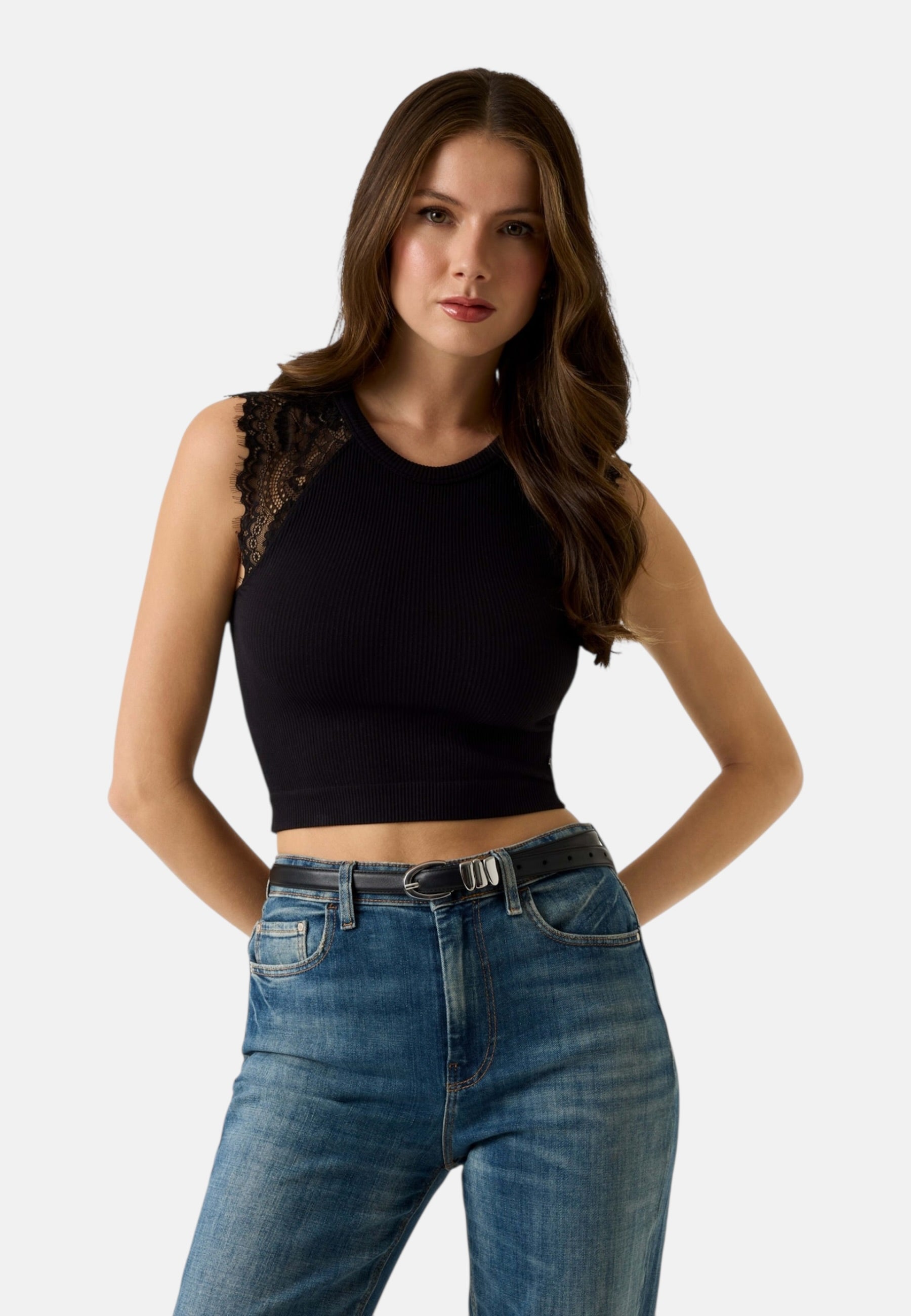 Top  Donna Guess  Millie Seamless Lace W6GZ01Z0606
