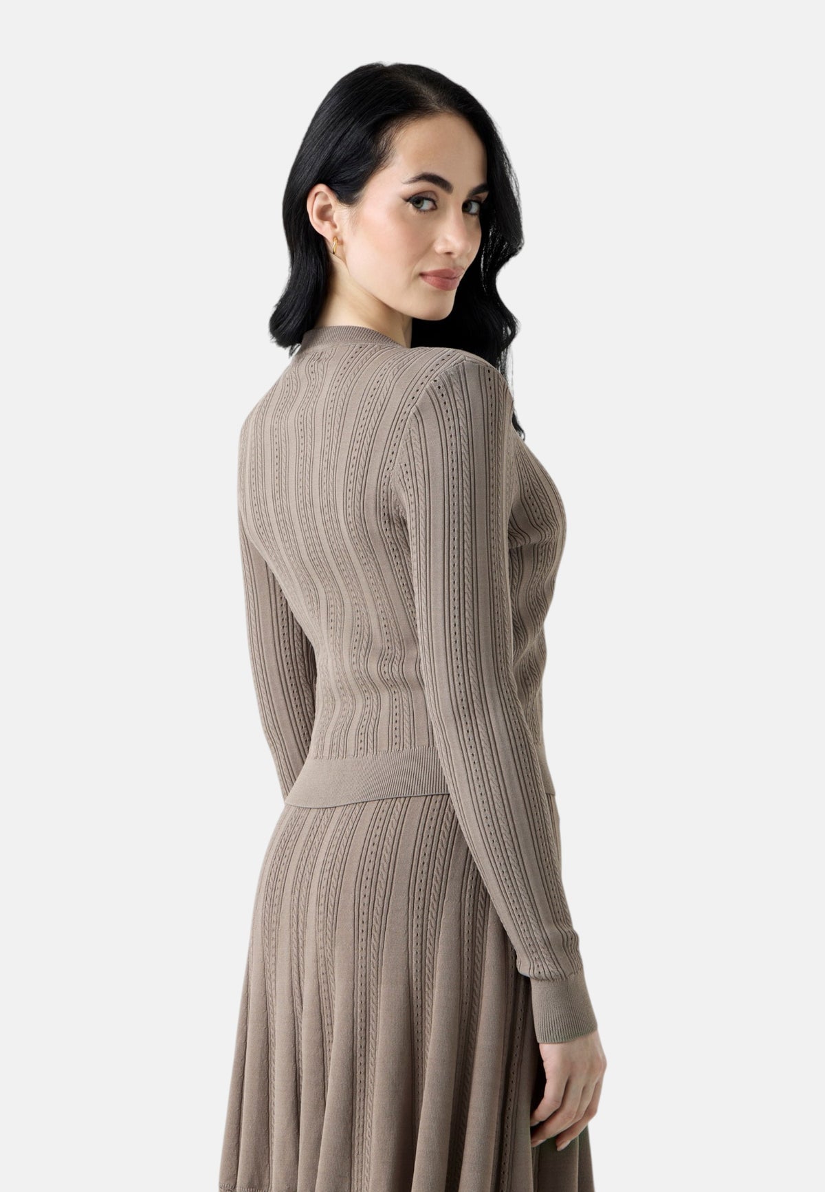 Cardigan  Donna Guess  Carmen W6YR26Z0973