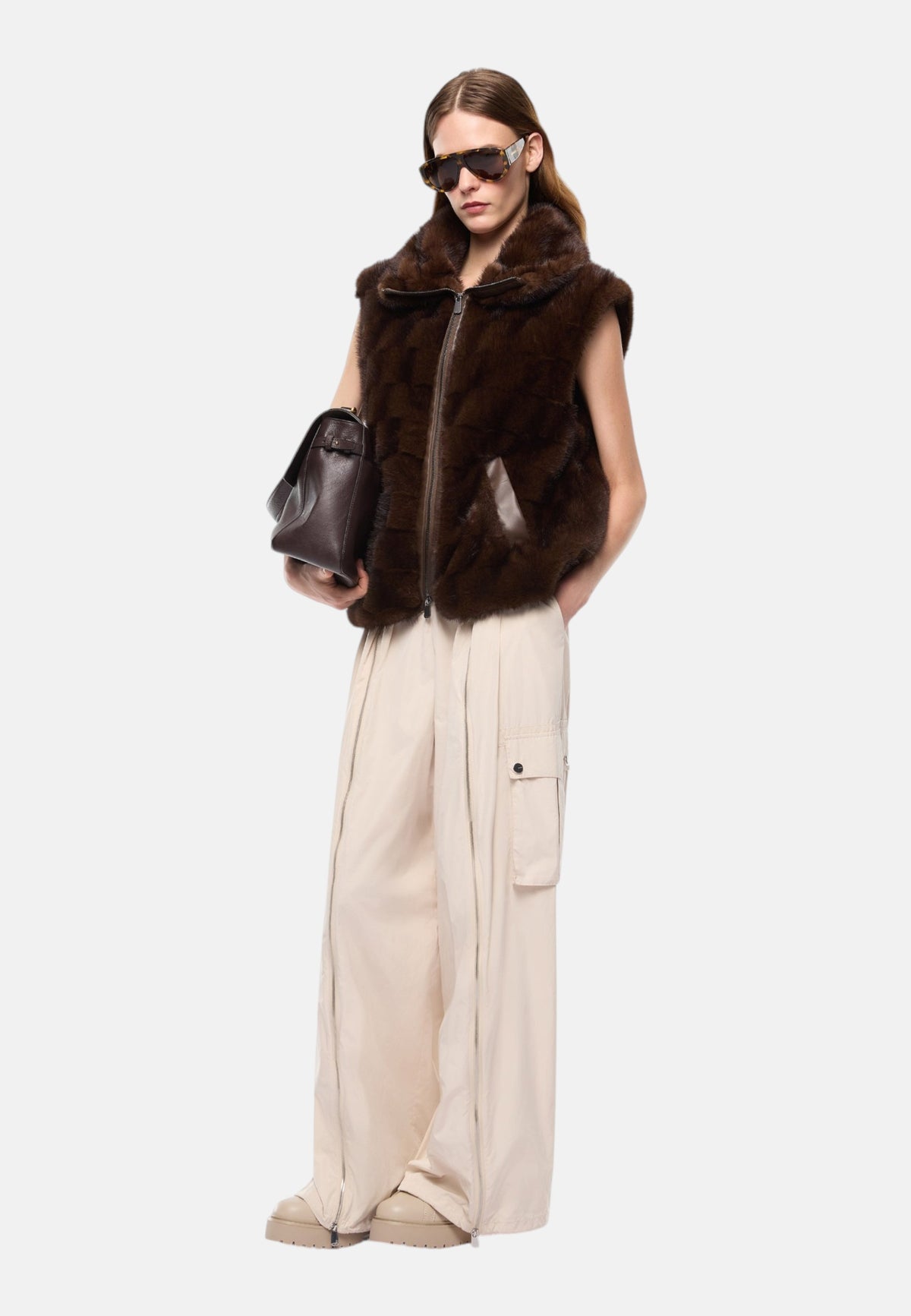 Gilet  Donna Pinko Effetto pelliccia sintetica, collo rialzabile, zip a doppio cursore, tasche oblique a filetto, coulisse interna al fondo, fodera jacquard con logo Love Birds Glossinia 106939A3C5