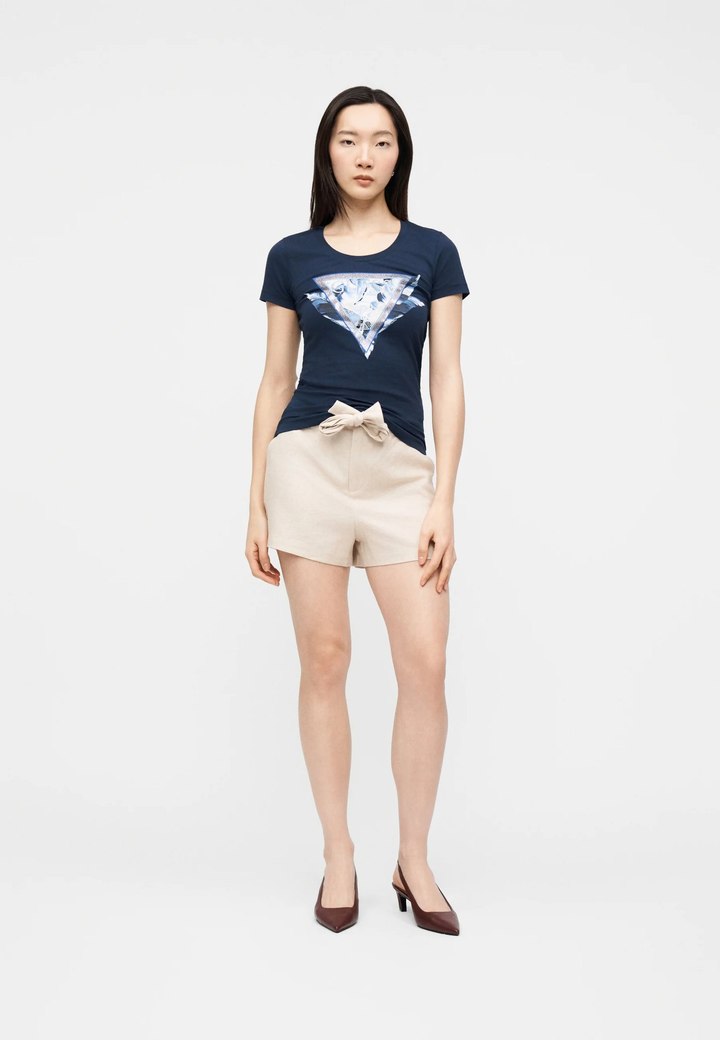 T-Shirt Manica Corta Donna Guess  Feather Triangle W6GI11K3026